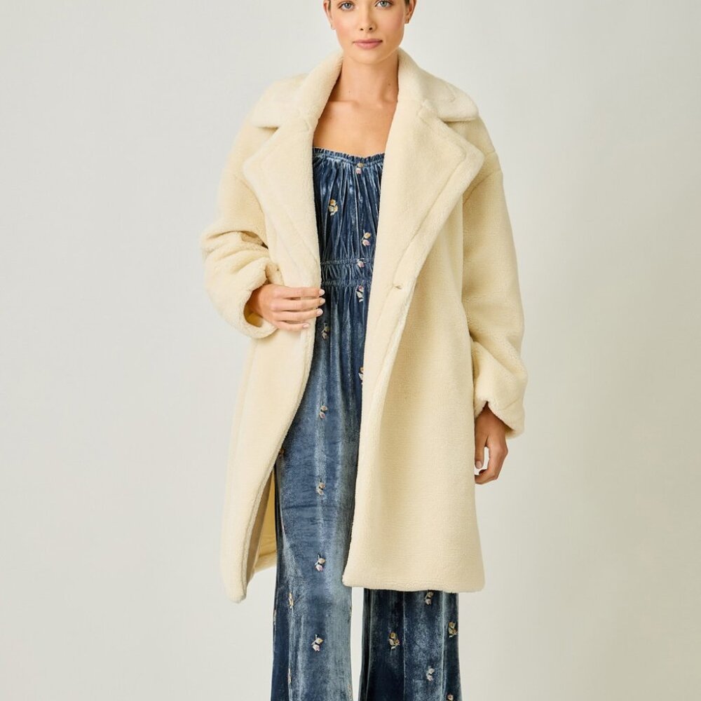 Double Breasted Teddy Coat (IVORY)